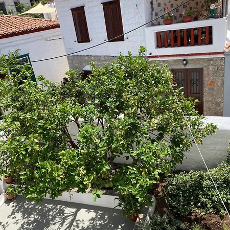 Douskos Uptown Living Hotel Hydra  Exterior photo